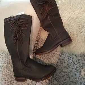 Xoxo Sancho 100% leather upper sz 7M NWT